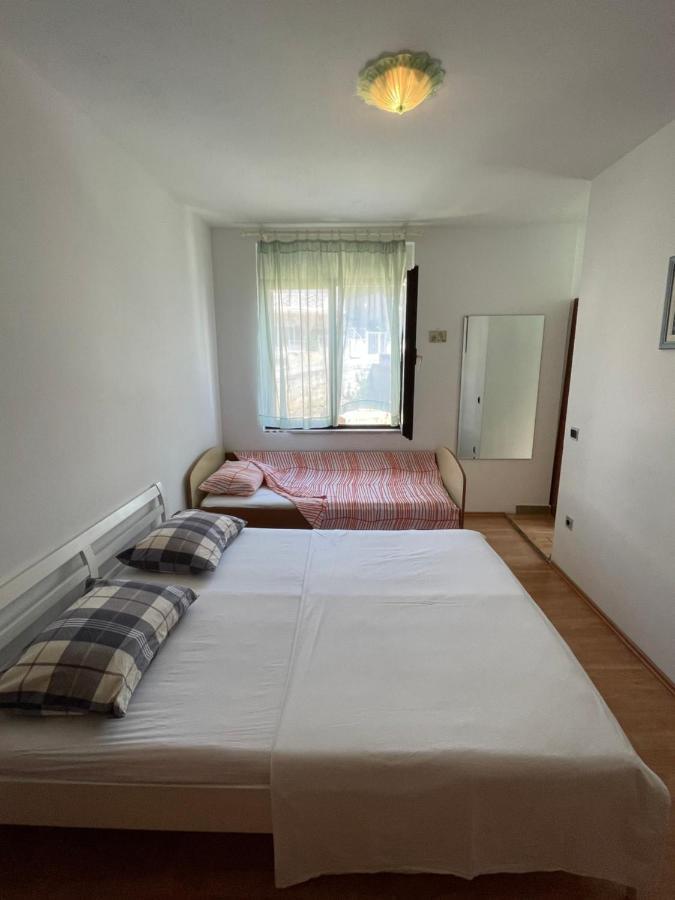 פודסטראנה Apartment Iva מראה חיצוני תמונה