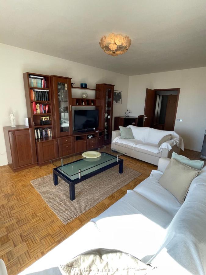 פודסטראנה Apartment Iva מראה חיצוני תמונה